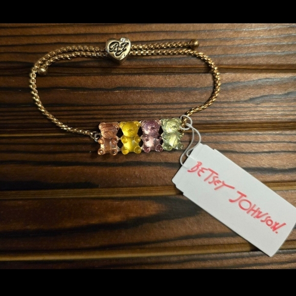 Betsey Johnson Gummy Bear Adjustable Bracelet! NWT! - Picture 9 of 11